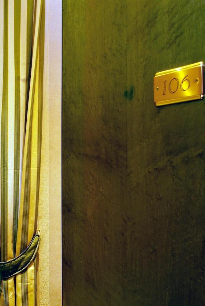 Hotel Argentina Rome Buitenkant foto