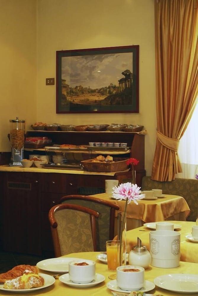 Hotel Argentina Rome Buitenkant foto